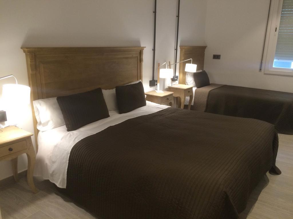 Hostal Portofino Arenys de Mar Bagian luar foto
