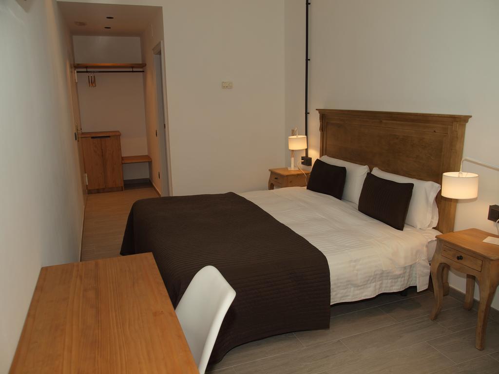 Hostal Portofino Arenys de Mar Bagian luar foto