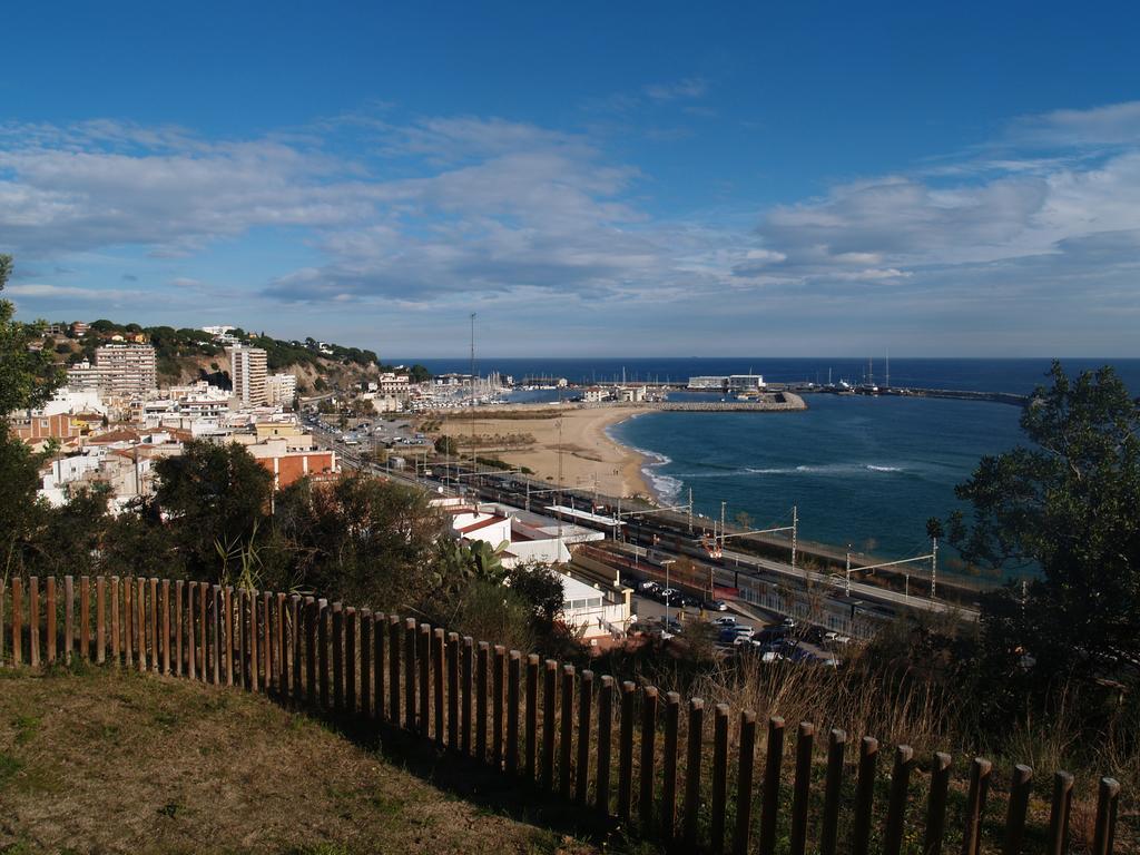 Hostal Portofino Hotel Arenys de Mar Bagian luar foto