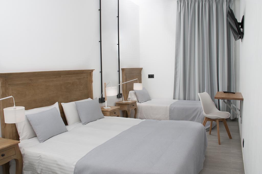Hostal Portofino Arenys de Mar Bagian luar foto